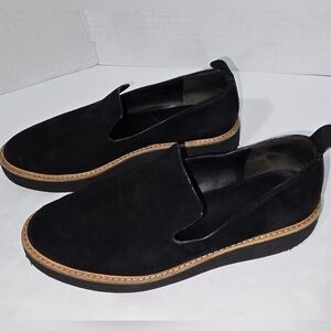 Vince Black suede loafers with a chunky sole Size US 6.5
